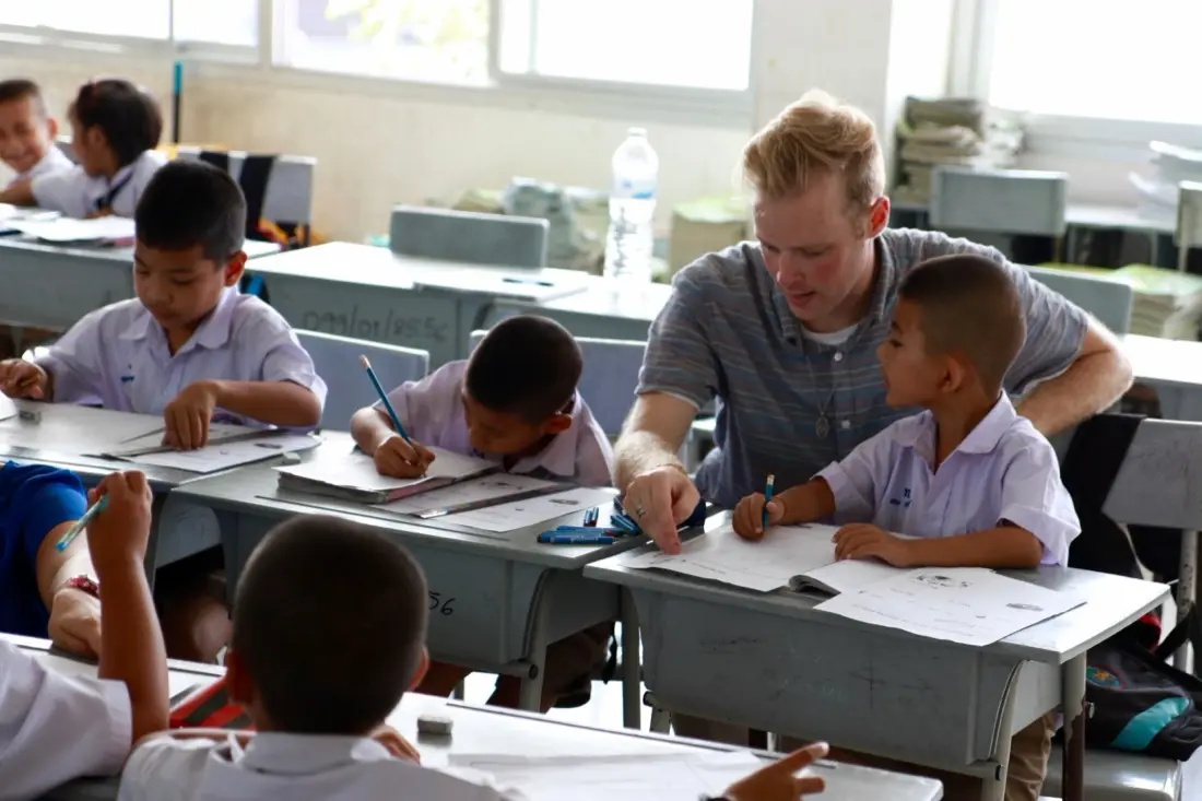 Volunteer teaching in a Thai classroom
